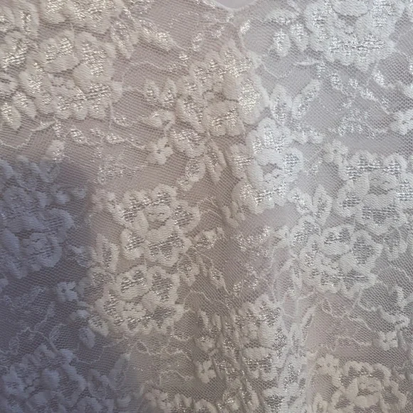 Vintage lace blouse. - Picture 3 of 5